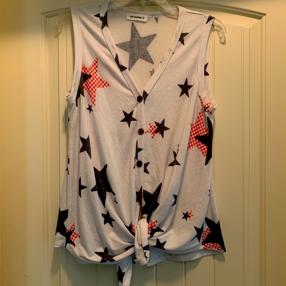 eesome White sleeveless stars top - Picture 1 of 8